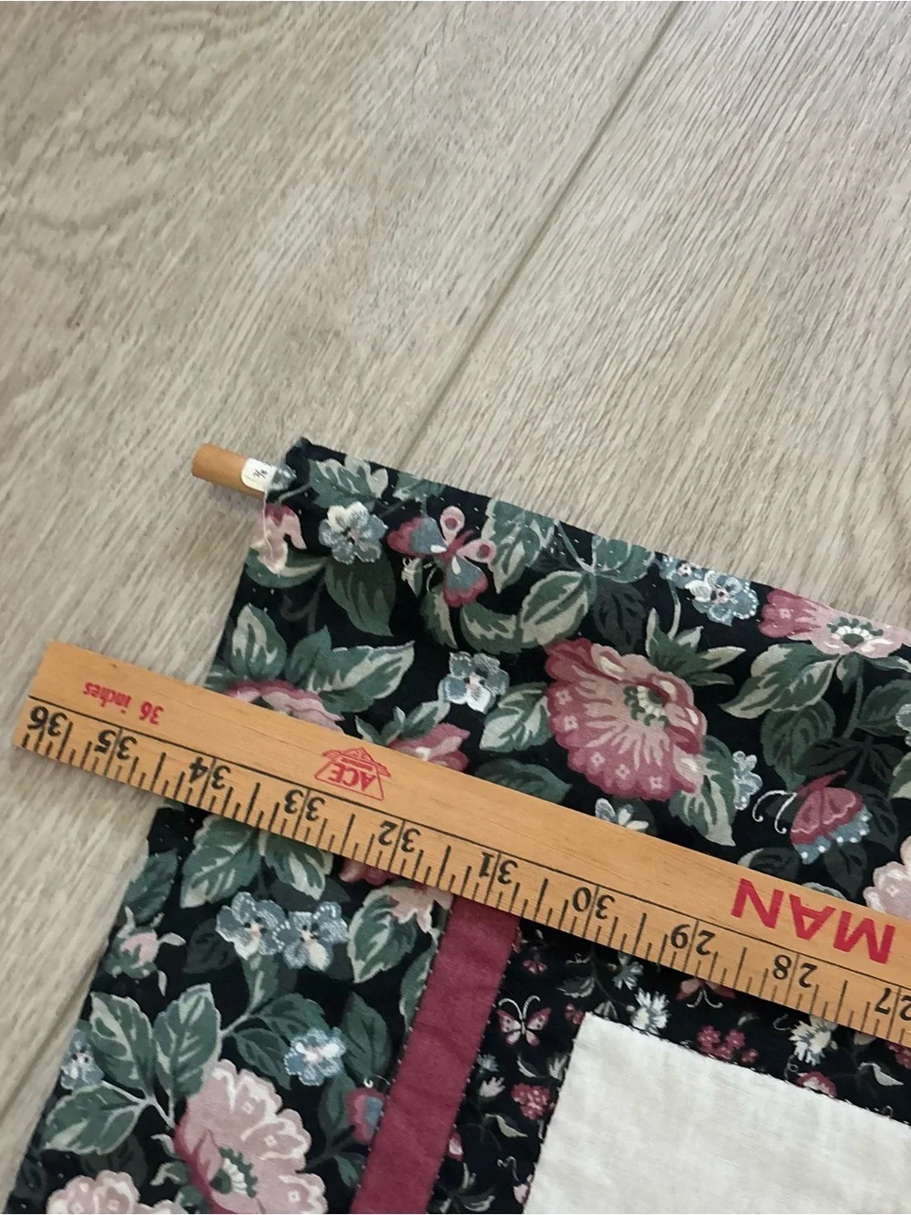 Handmade Floral Star Patchwork Quilt in Pink, Green and Cream